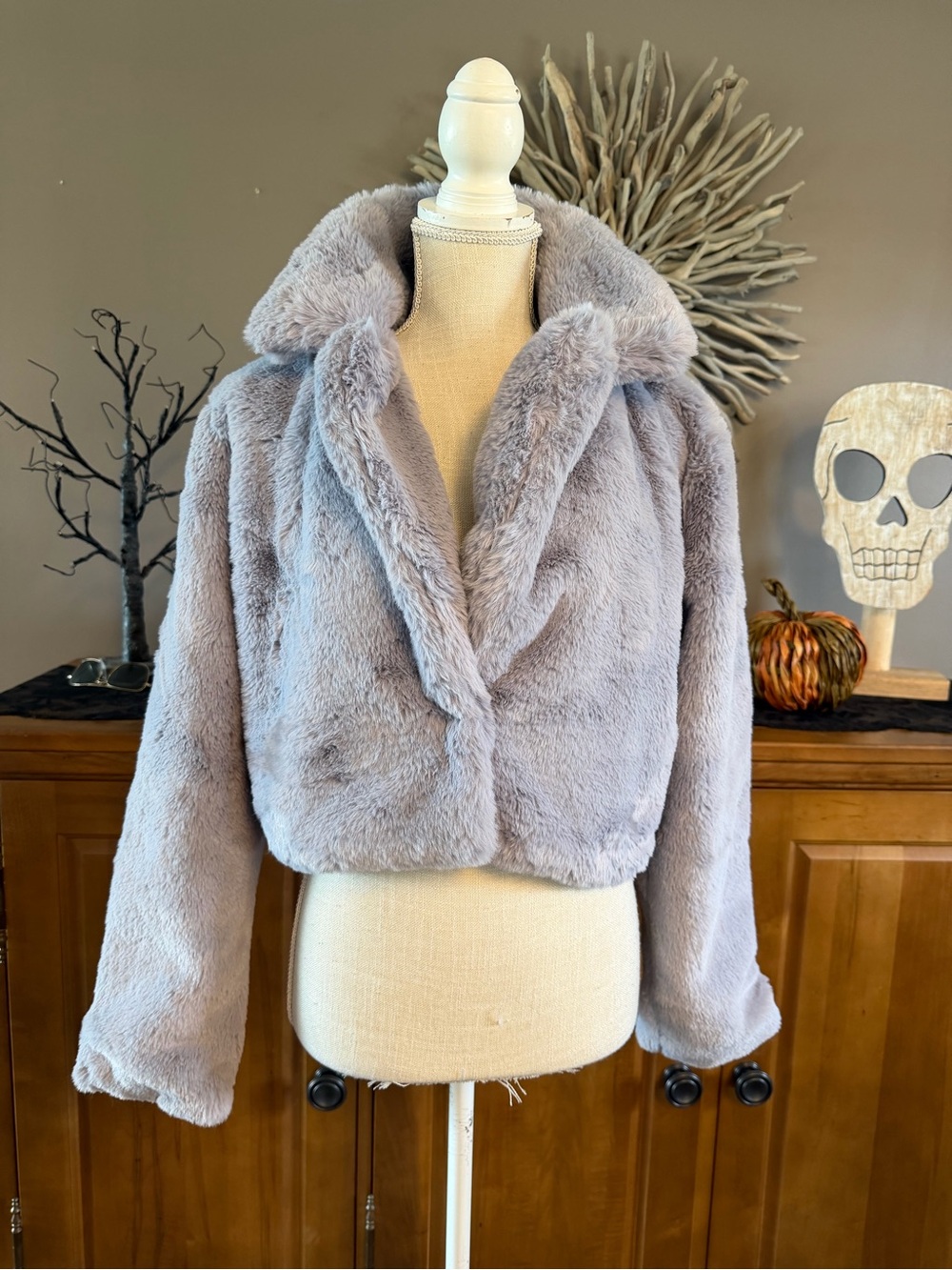 Forever 21 cropped faux fur jacket.